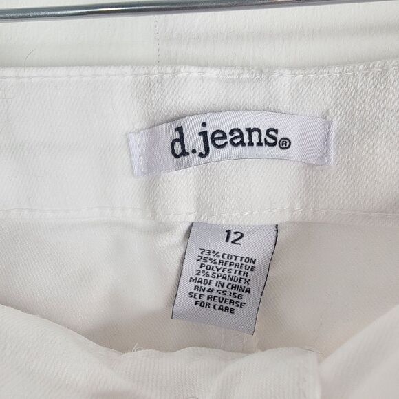D. JEANS Denim White Jeans Decorative Flat Buttons Size 12 - Picture 2 of 7